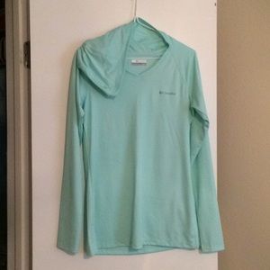 Hooded Columbia Long Sleeve Sun Shirt